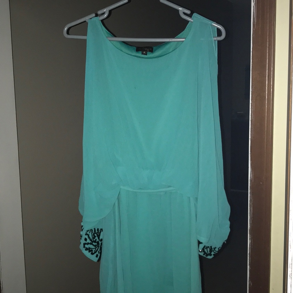 Medium turquoise open sleeve cocktail dress